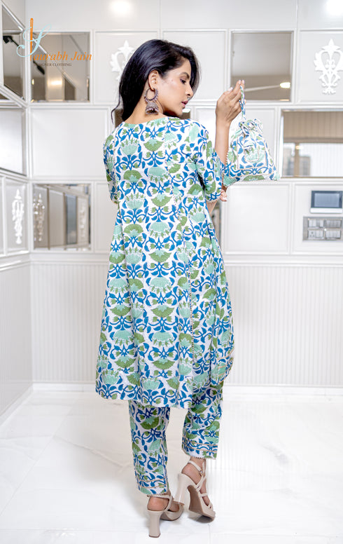 FLORAL SALWAR SUIT WITH POTLI