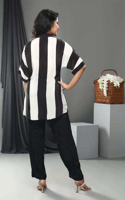 BLACK AND WHITE COORD SET