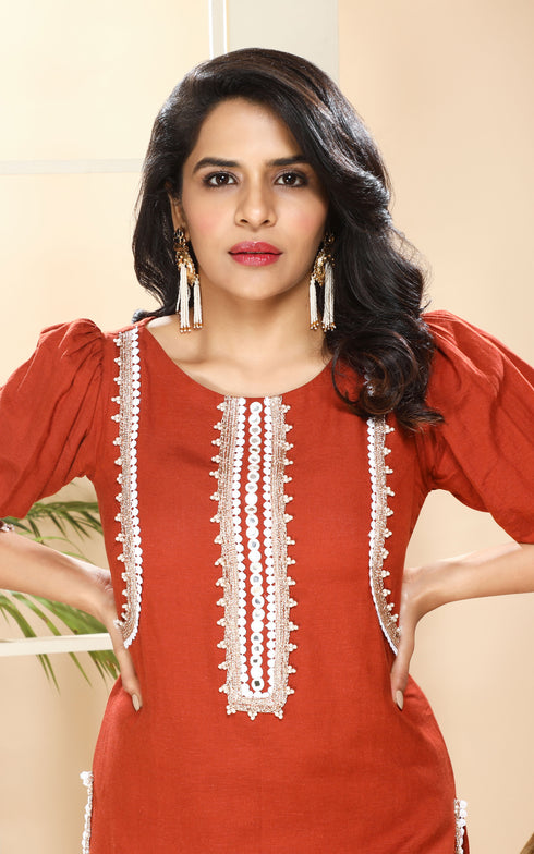 BROWN KURTA/PANT WITH POTLI