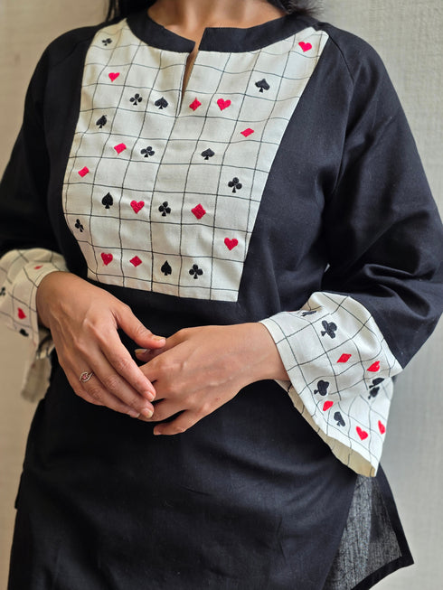 Women's Black Printed Kurta with Checkered Patiala Pant Co-ord Set