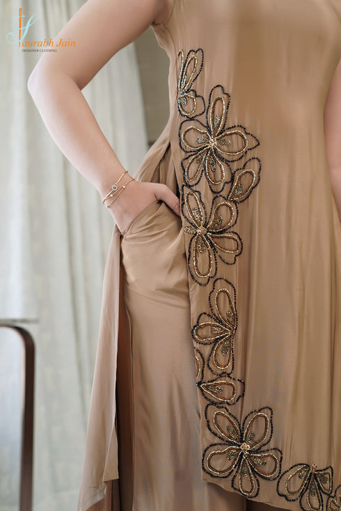 ALPENLIEBE HAND EMBROIDERY COORD SET