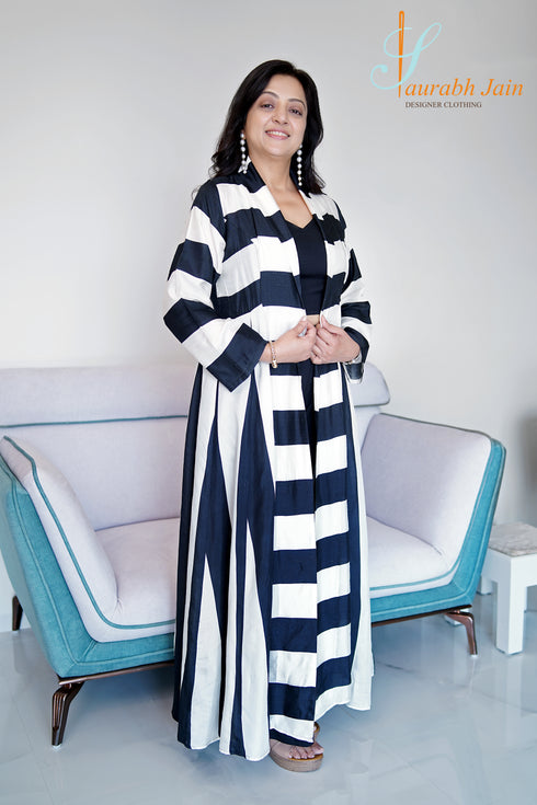 BLACK/WHITE JACKET SET