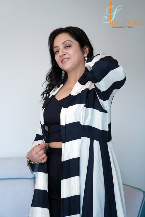 BLACK/WHITE JACKET SET