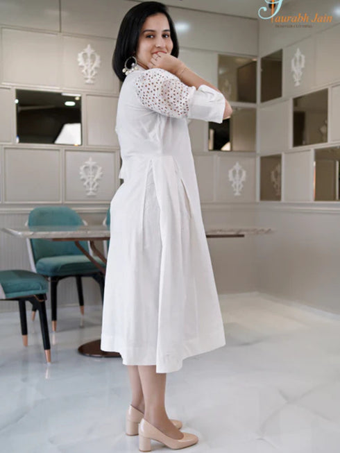 WHITE HAKOBA DRESS