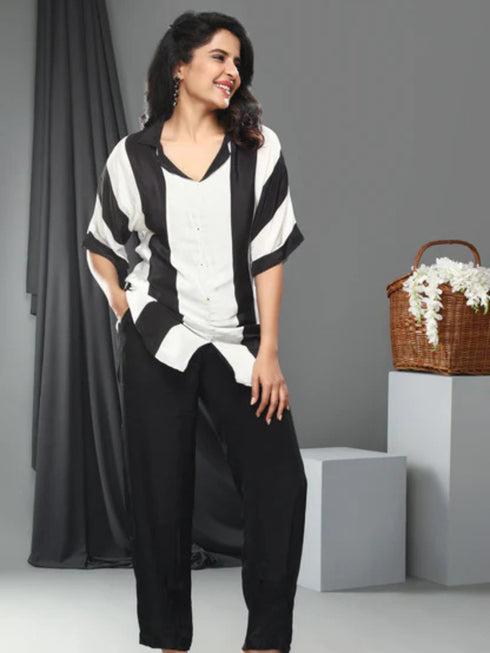 BLACK AND WHITE COORD SET