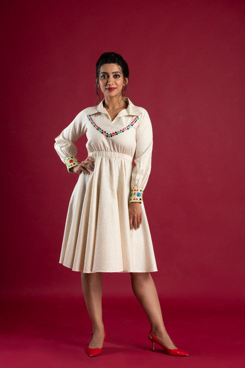 OFF WHITE COLLAR DRESS