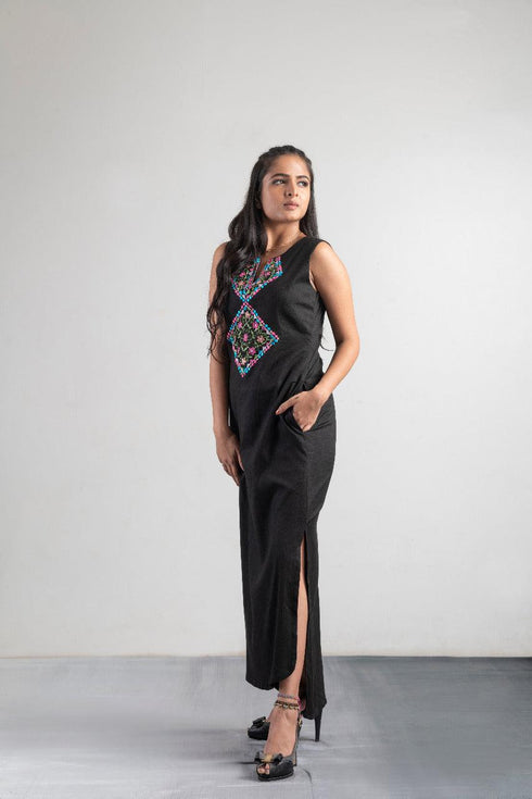 Black Diamond Women Dress, Side View